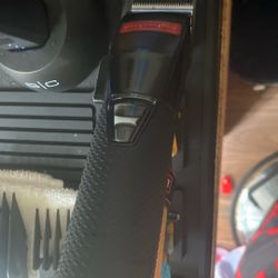 BABYLISS PRO INFLUENCER FX BOOST+ RED CORDLESS CLIPPER