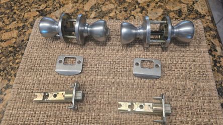 Kwikset bedroom/ bathroom Door Knobs. $10 each