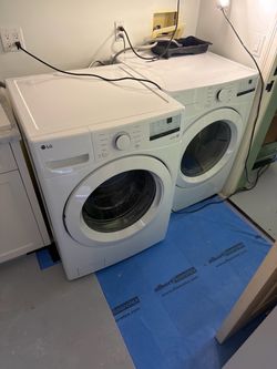 LG Front Load Washer and Dryer Set