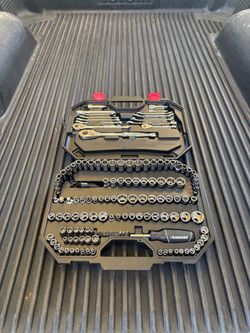NEW Husky Mechanics Tool Set (149-Piece)