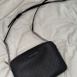 Michael Kors Crossbody Bag