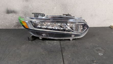 2018-2019-2020 HONDA ACCORD RIGHT HEADLIGHT OEM USED #11406