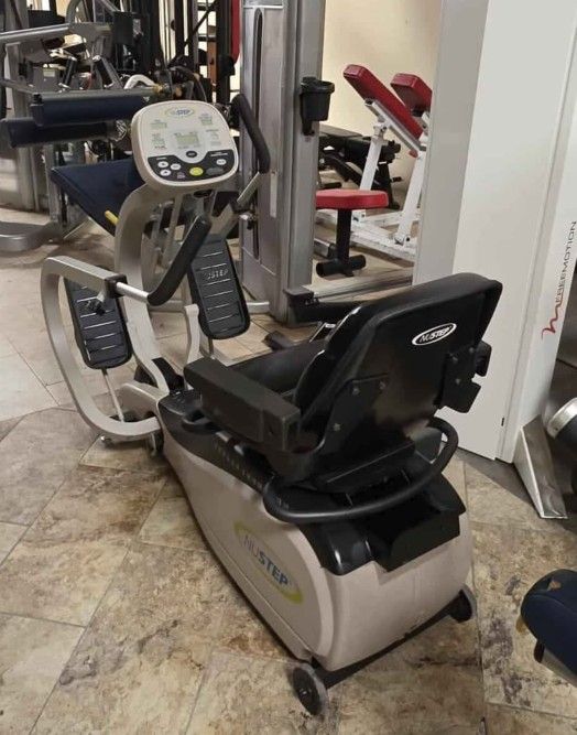 Nustep trs4000 recumbent bike cardio workout fitness physical therapy exercise