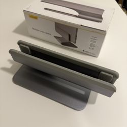 Rain Design mTower Vertical Laptop Stand - Silver 