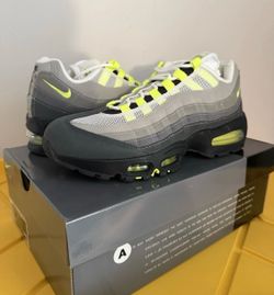 Nike air max 95 neon big bubble brand new size 9