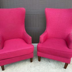 Gorgeous Accent Chairs with Chrome Nails ( Set of 2 ) Good condition, comfortable and sturdy!