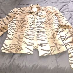 Ladies Size 4 Stylish Overcoat