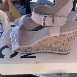 New Wedge heels