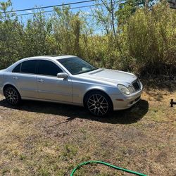 Mercedes Benz E500