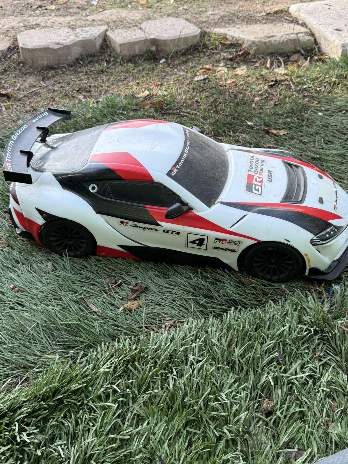 TRAXXAS SUPRA