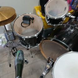Drums 