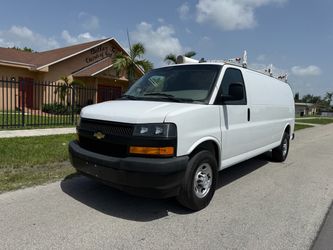2023 CHEVROLET EXPRESS 3500 extended cargo van