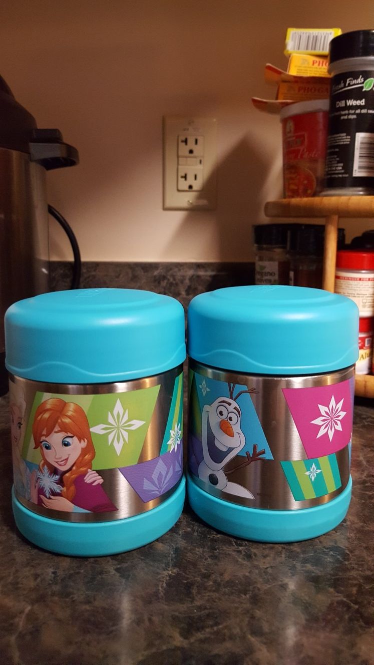 Brand new thermos brand food containers (1 left)