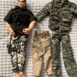 VINTAGE 1996 G.I. JOE AND G.I. JOE FIGURE CLOTHES