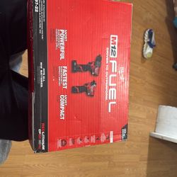 Milwaukee M12 Fuel 