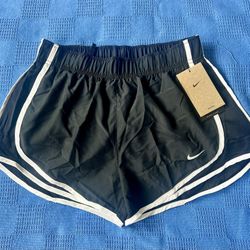 Nike Training Tempo 3 inch shorts in black. S