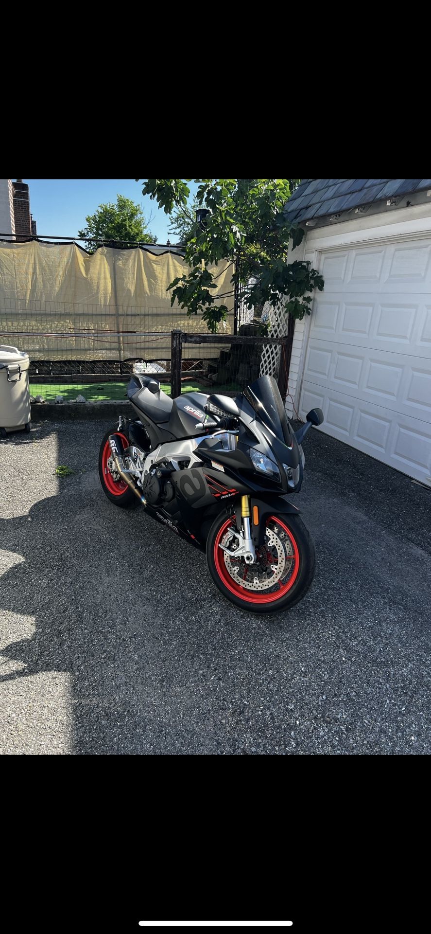 2019 Aprilia RSV4rr