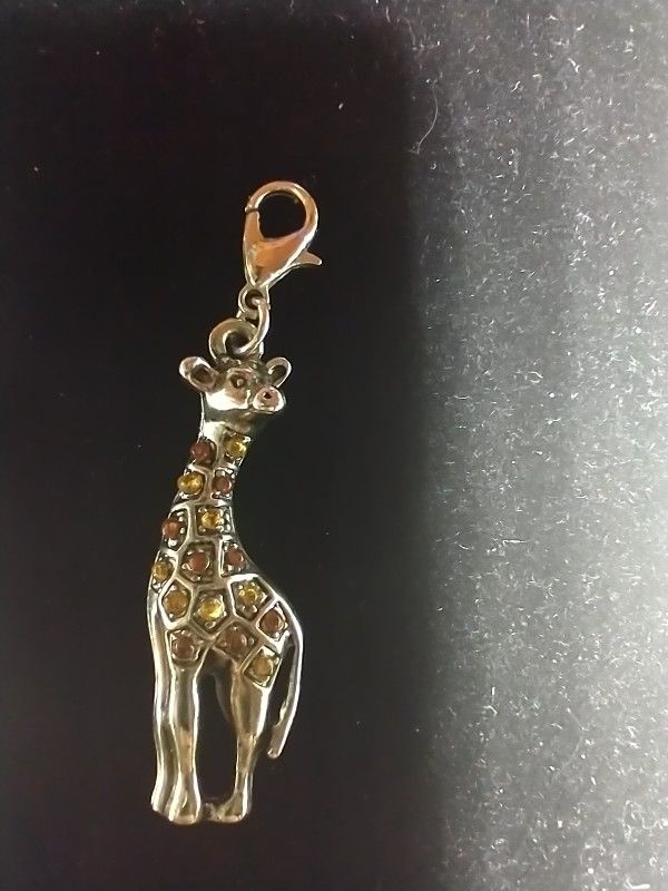Giraffe Charm With Sparkles