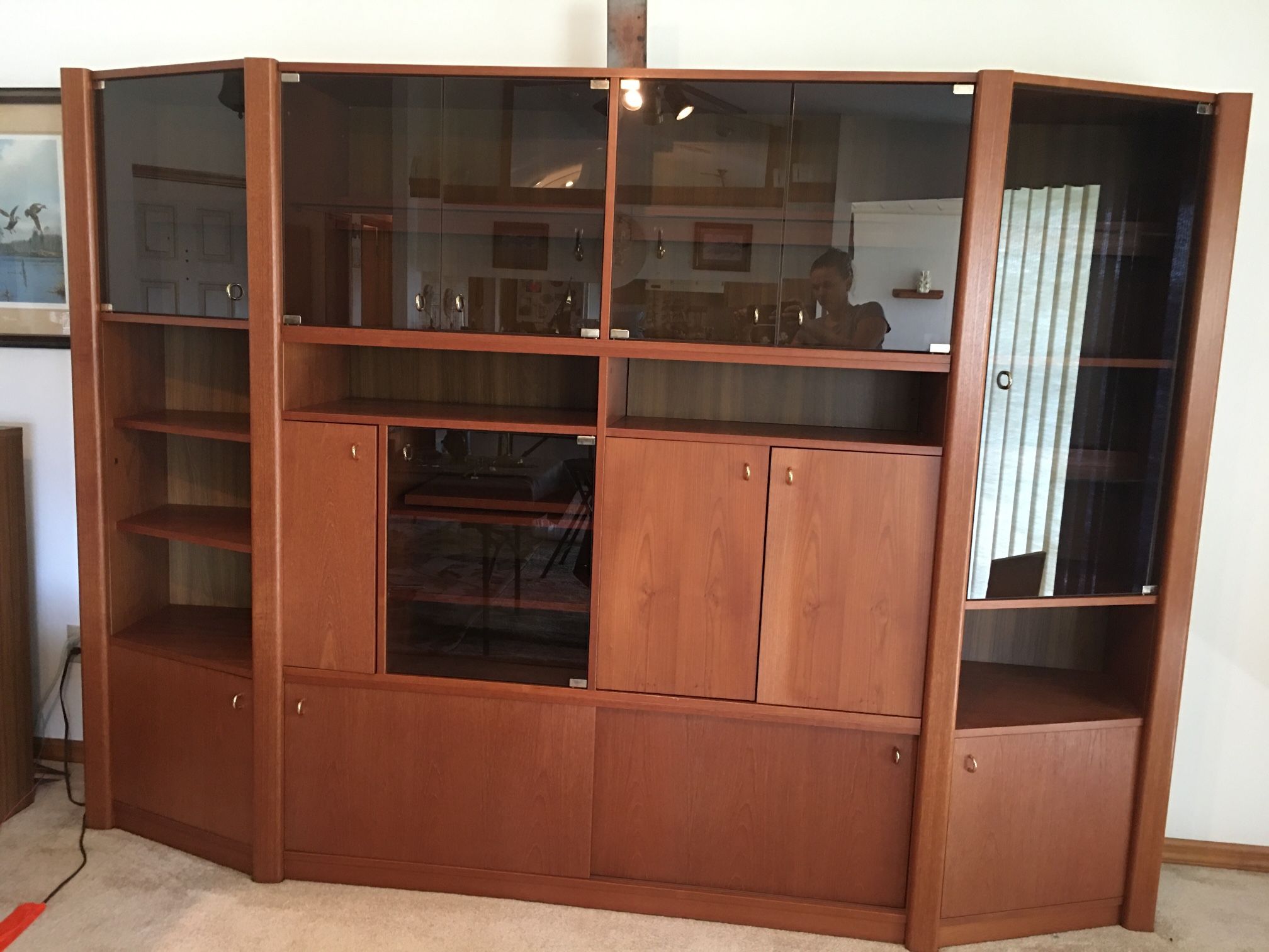 Mid-century Style Wall Entertainment Unit