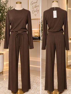 Brown Ribbed Two-Piece Lounge Set