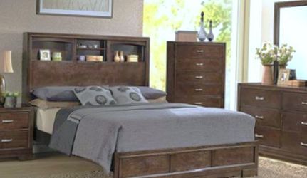 Walnut 5PC Bedroom Group