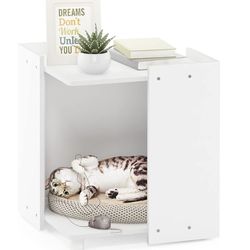 Pet Cat Litter Box . White Pet Bed 