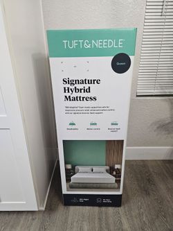 Tuft & Needle Qeen Hybrid Mattress