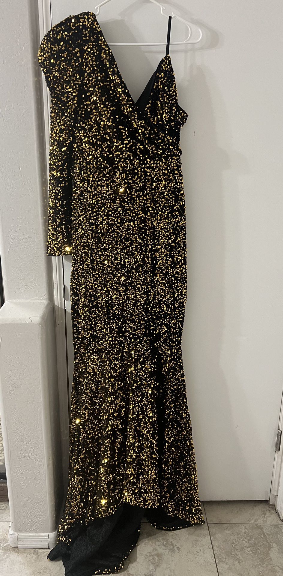 Black/Gold Sequin Prom Dress