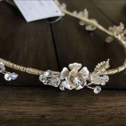 Bridal Head Piece Gold Never Used!