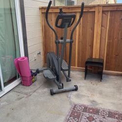 Elliptical- Stride Trainer 300- Reduced Price! 