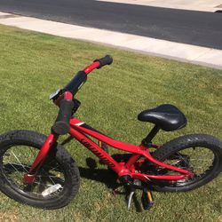 Kids SPECIALIZED RIPROCK 16” Cherry Red Bike With Training Wheels