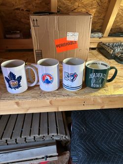MLB AHL NCAA Yellowstone assorted 15 ounce coffee mugs any two for five dollars