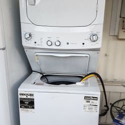 GE Stacked Washer/Dryer 