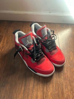 Jordan 4 Toro bravos