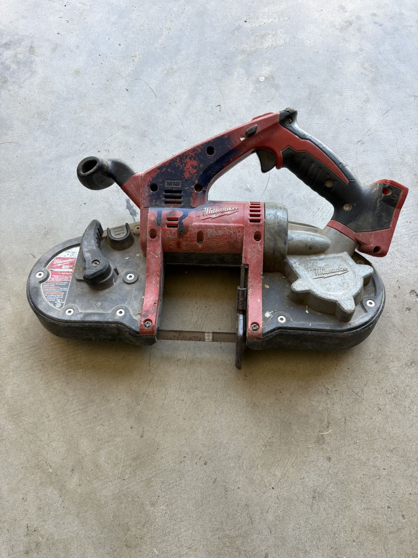 Milwaukee Bandsaw