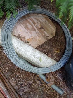 Bailing wire