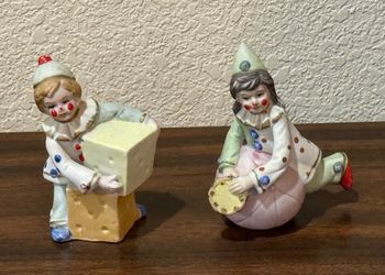 Set of 2 Vintage Bisque Porcelain Clown Figurines - 5” Tall