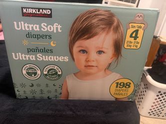 Kirkland diapers size 4