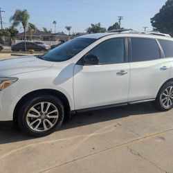 2013 Nissan Pathfinder SV