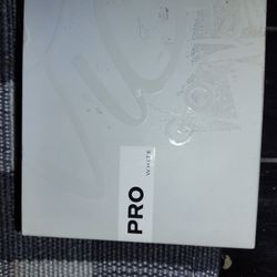PRO WHITE GOLF BALLS. NEW 