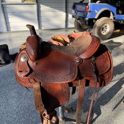 Western saddle