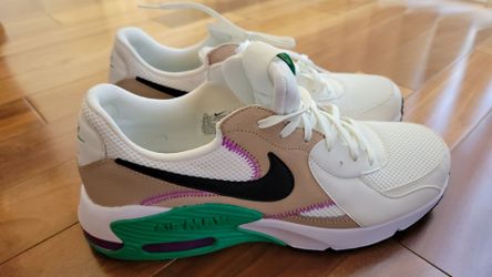 Brand New Men Nike Air Max Excee Sneaker, Sail Black Hemp Stadium Green, size 11.5 US, $90