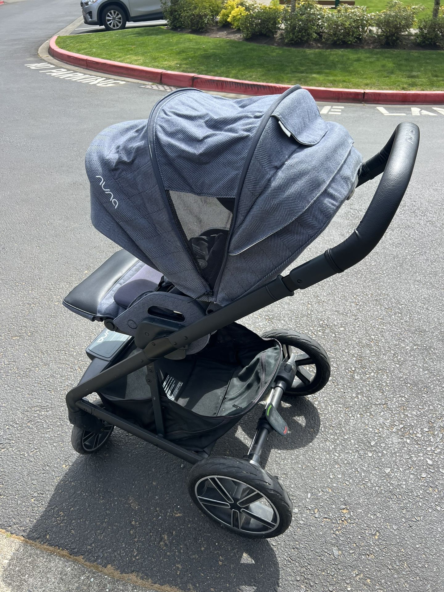 Nuna Mixx Stroller