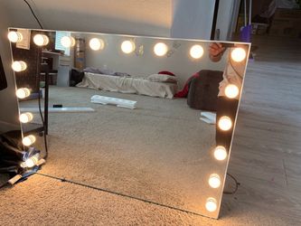 New Hollywood vanity mirror - 18led bulb - wall mounted