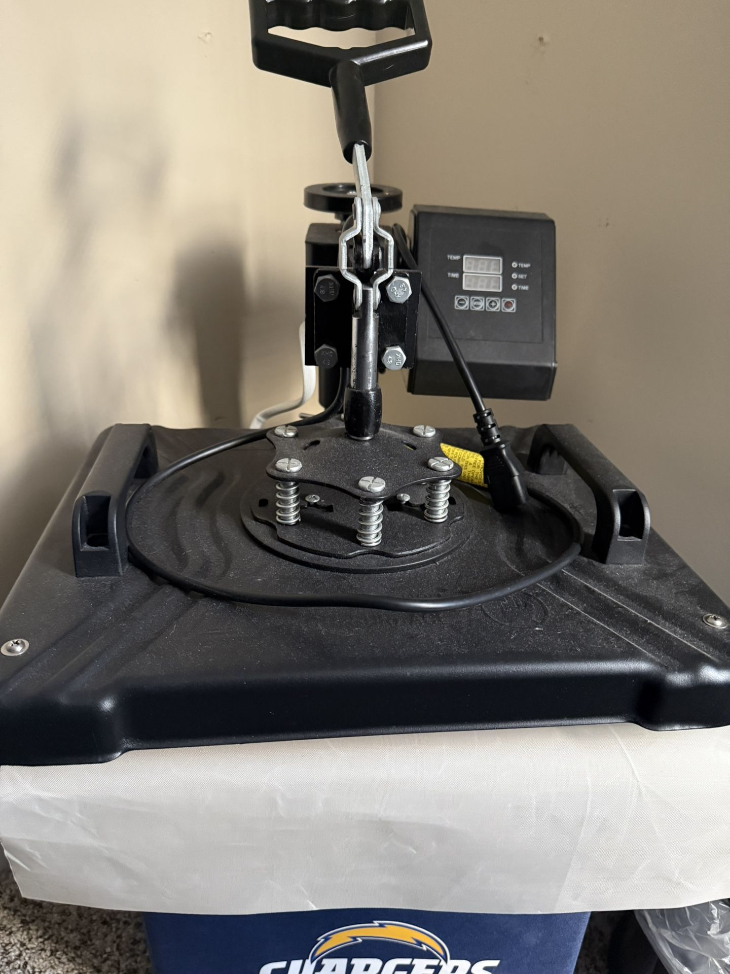 Mini Shirt Press