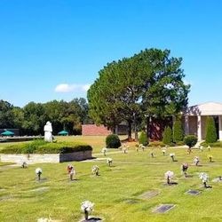 2 Plots Greenlawn Memorial Cemetery 