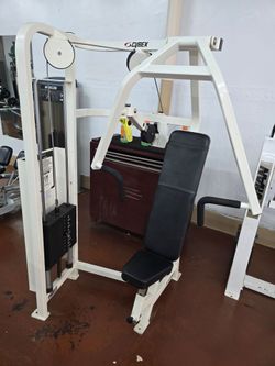 Cybex classic chest press commercial gym equipment exercise fitness weight machine