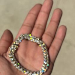 10k Gold Diamonds Braclet 