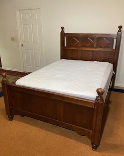 Sleepy’s Hush Mattress Set and Bed Frame (Like New)