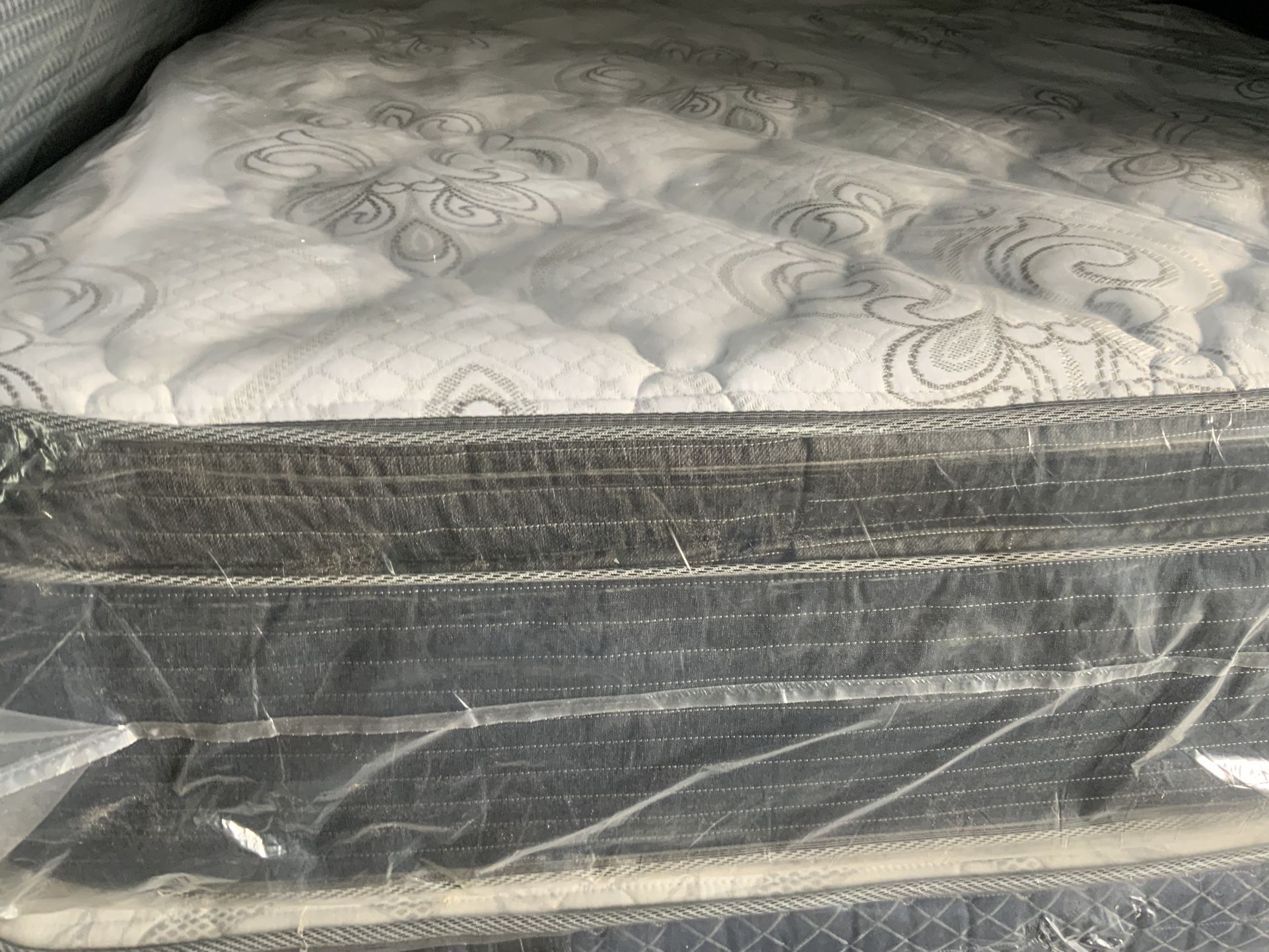Brand New Pillow Top Queen Size Mattress And Box